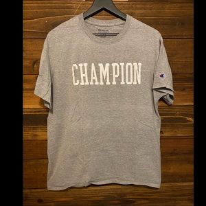 Champion Tshirt size large